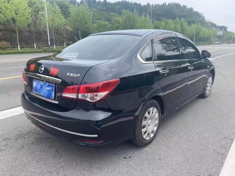 宜昌16年日产轩逸2