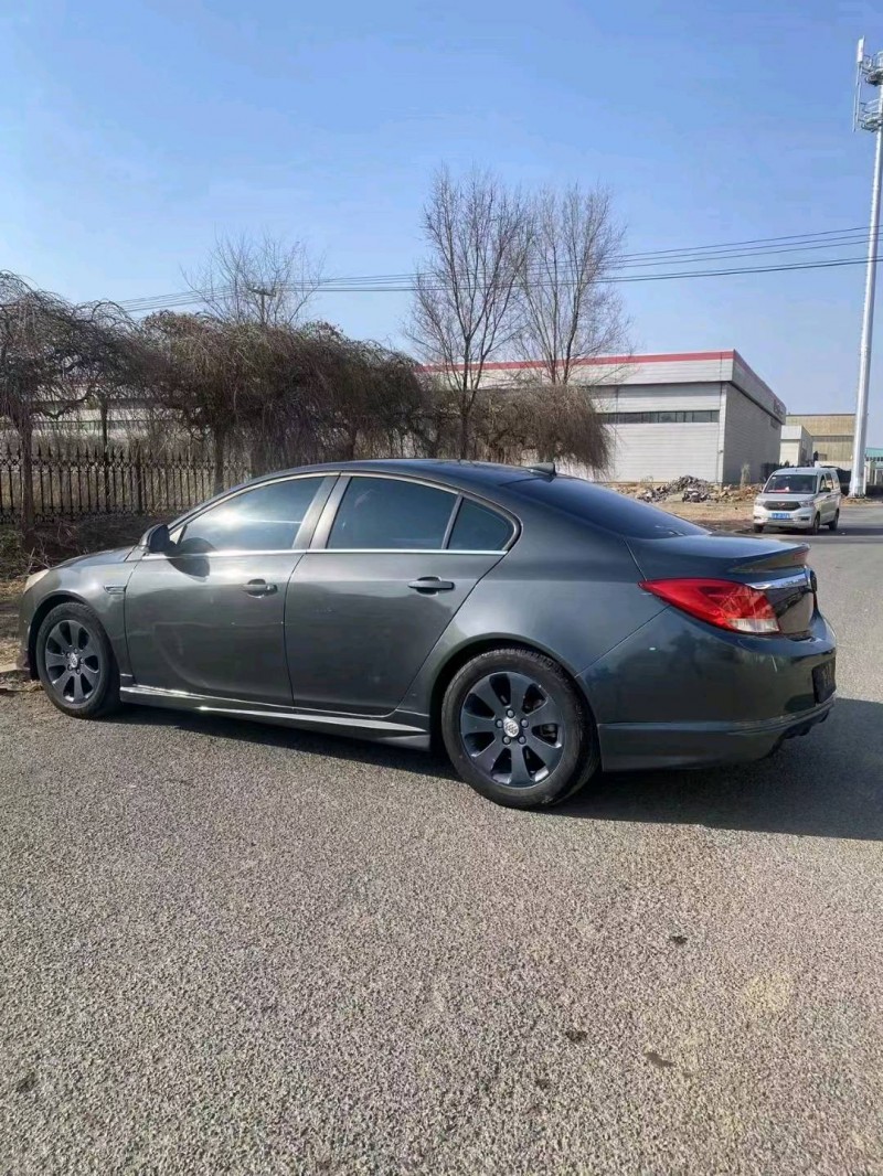 沈阳12年别克君威7