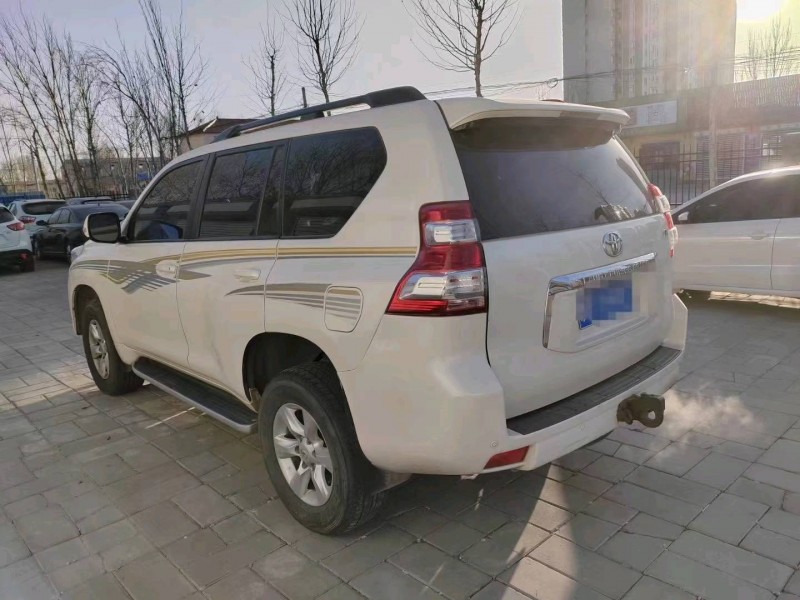 廊坊10年丰田普拉多5