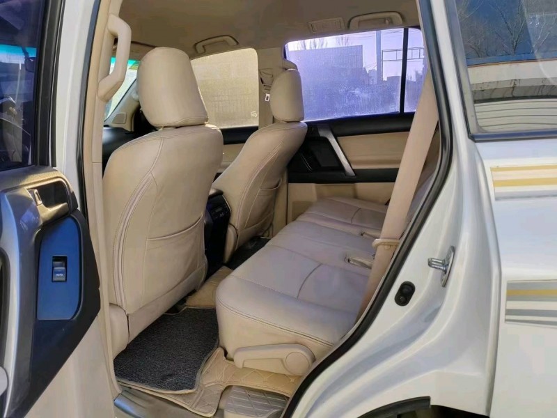 廊坊10年丰田普拉多6