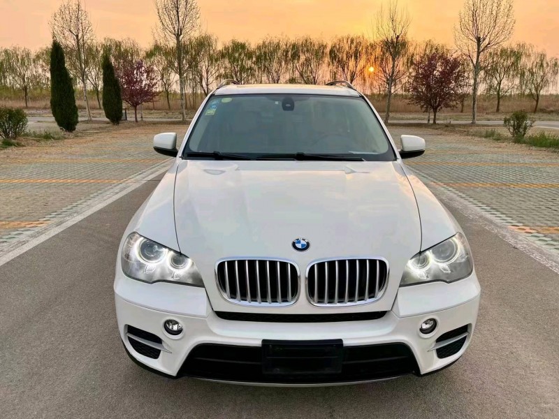 济南13年宝马X51