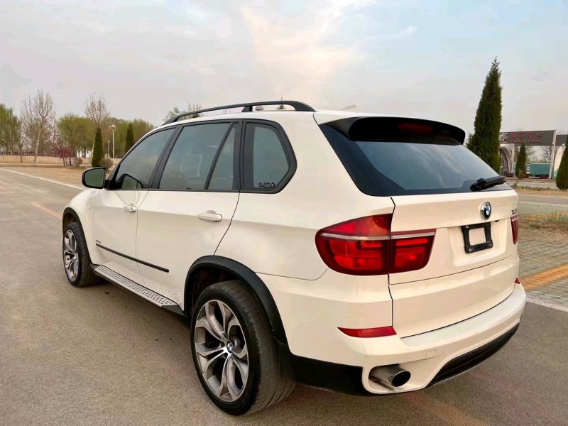 济南13年宝马X53