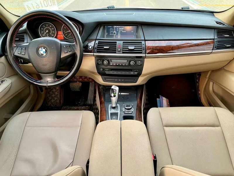 济南13年宝马X55