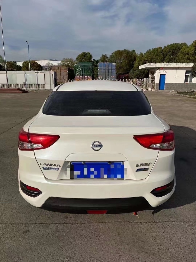 武汉19年日产蓝鸟3