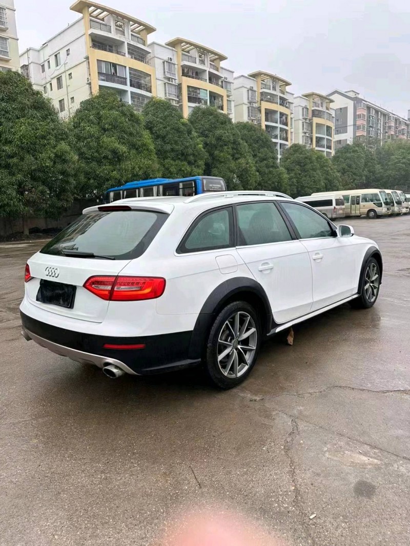 梧州13年奥迪A4L8