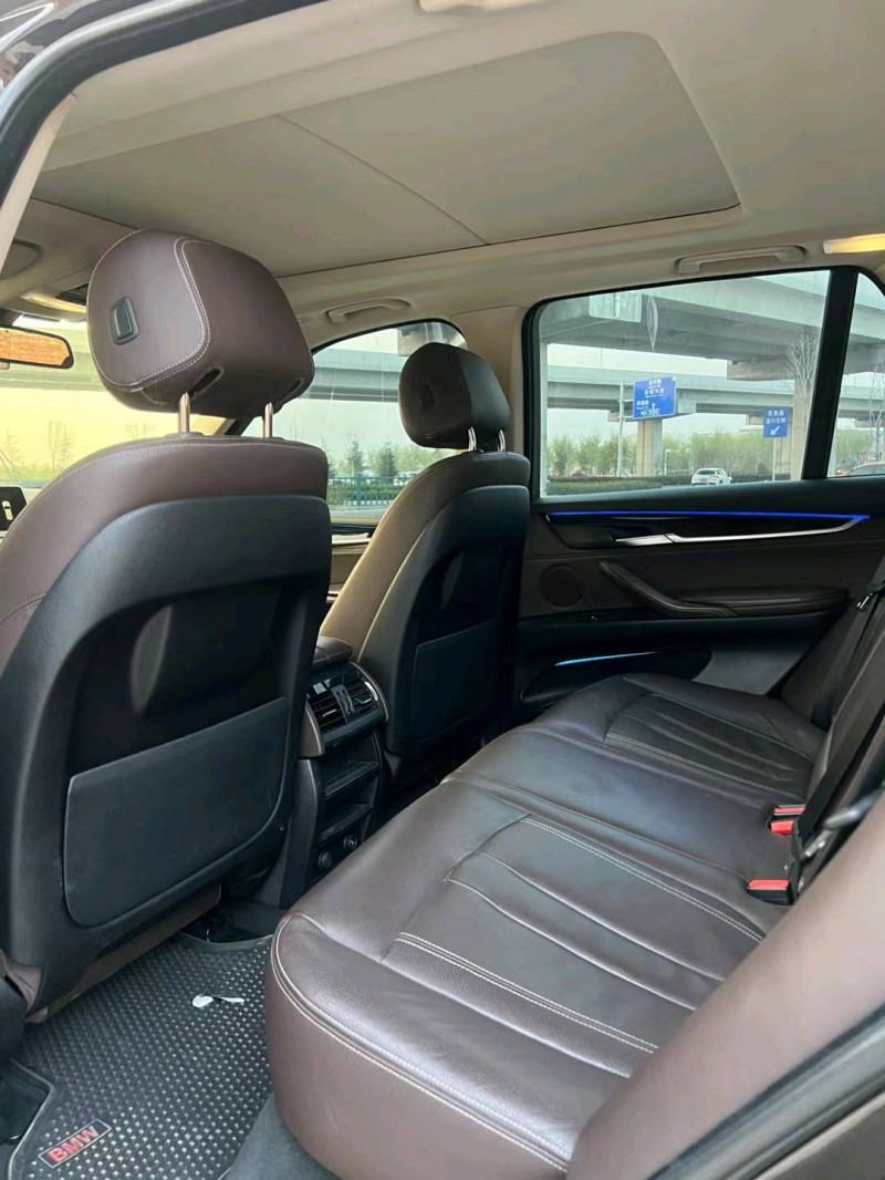 济宁16年宝马X57