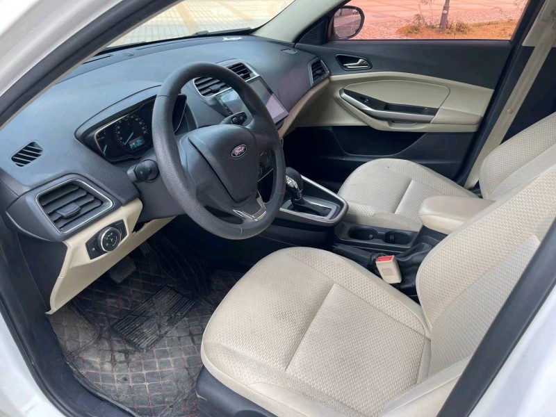 东莞17年福特福睿斯4