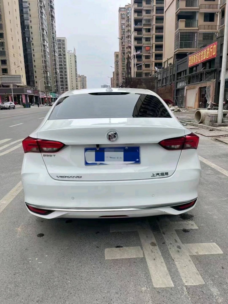 梧州21年别克威朗4