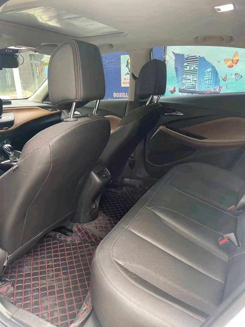 梧州21年别克威朗7