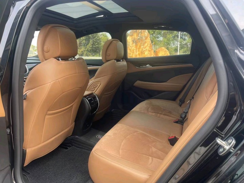 汕头17年别克君越6