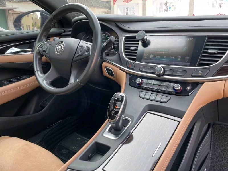 汕头17年别克君越7