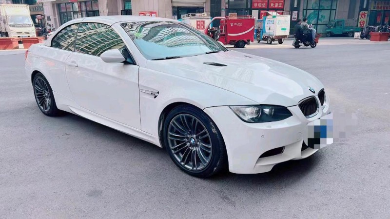 济南12年宝马M33