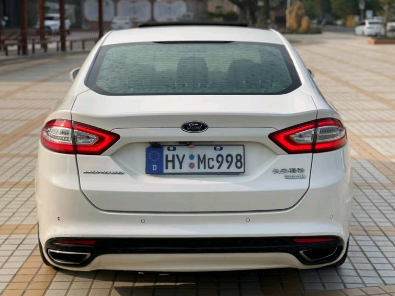 汕头15年福特蒙迪欧9