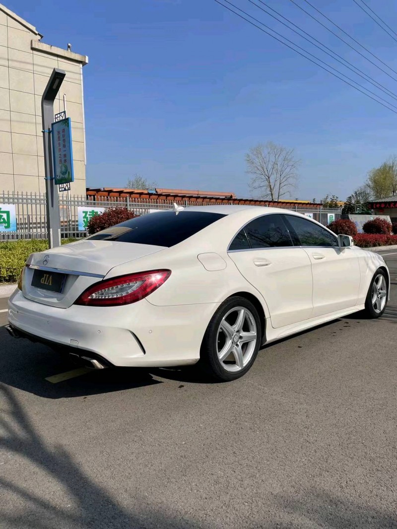 徐州17年奔驰CLS4