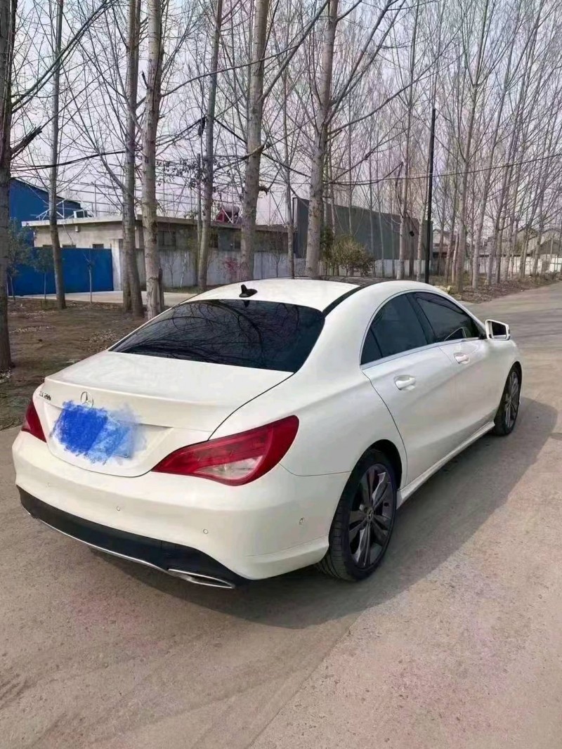 济南18年奔驰CLA3