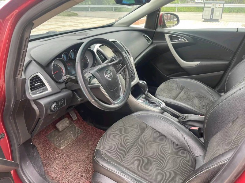 汕头11年别克英朗4