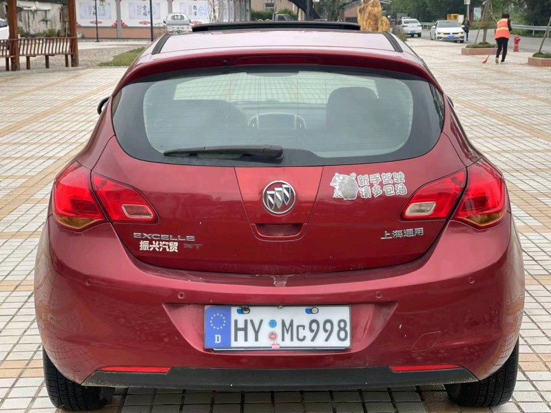 汕头11年别克英朗9