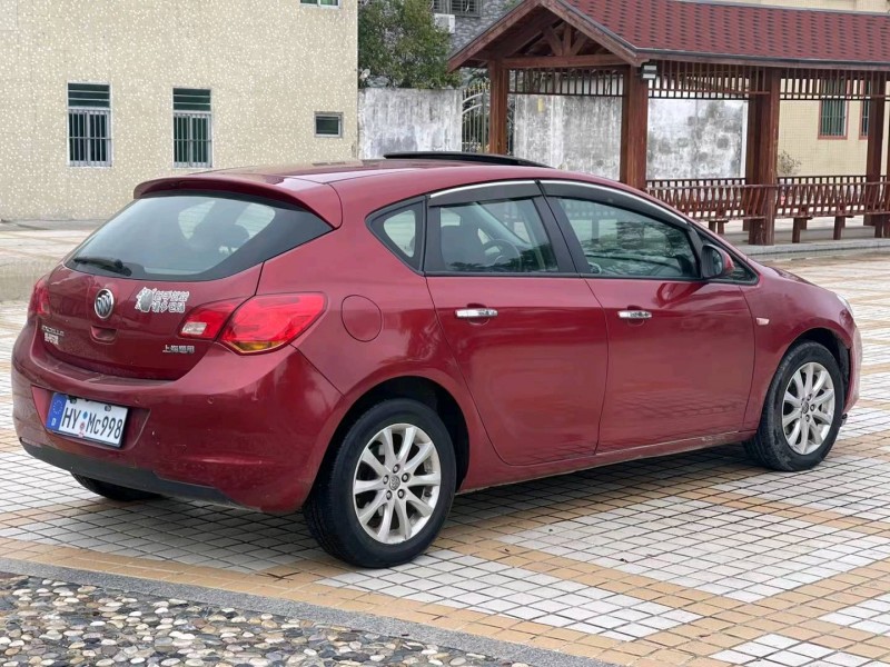 汕头11年别克英朗8