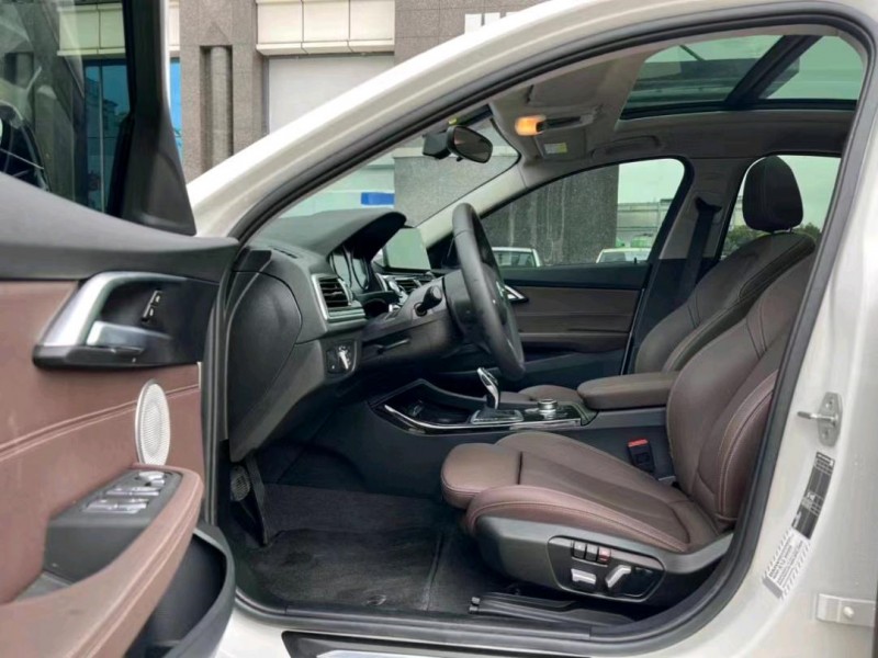 韶关22年宝马1系8