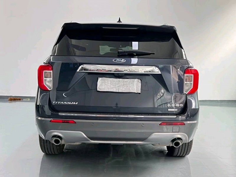 广州21年福特探险者9