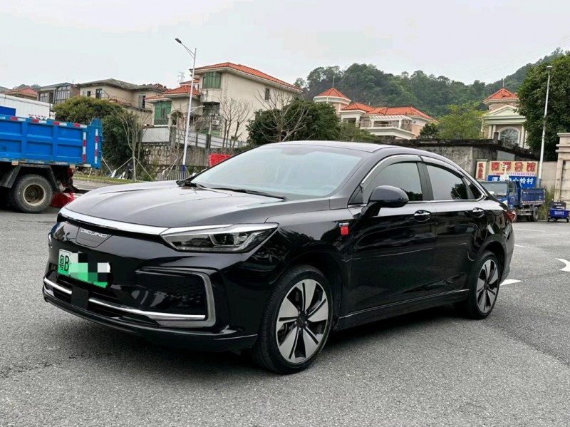 广州22年北汽新能源EU系列3