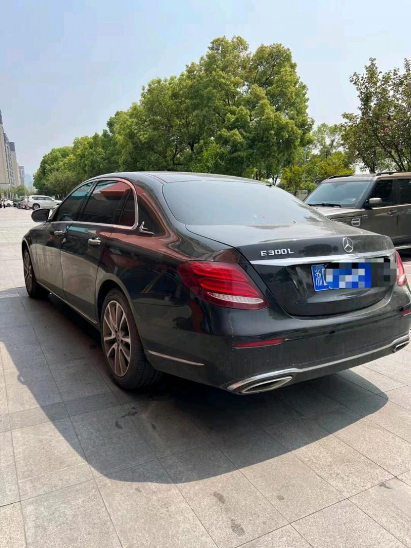 重庆20年奔驰E9