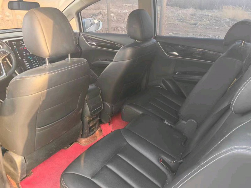 枣庄18年比亚迪宋MAX3