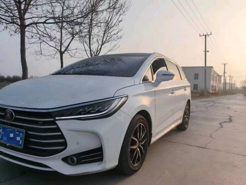 枣庄18年比亚迪宋MAX6