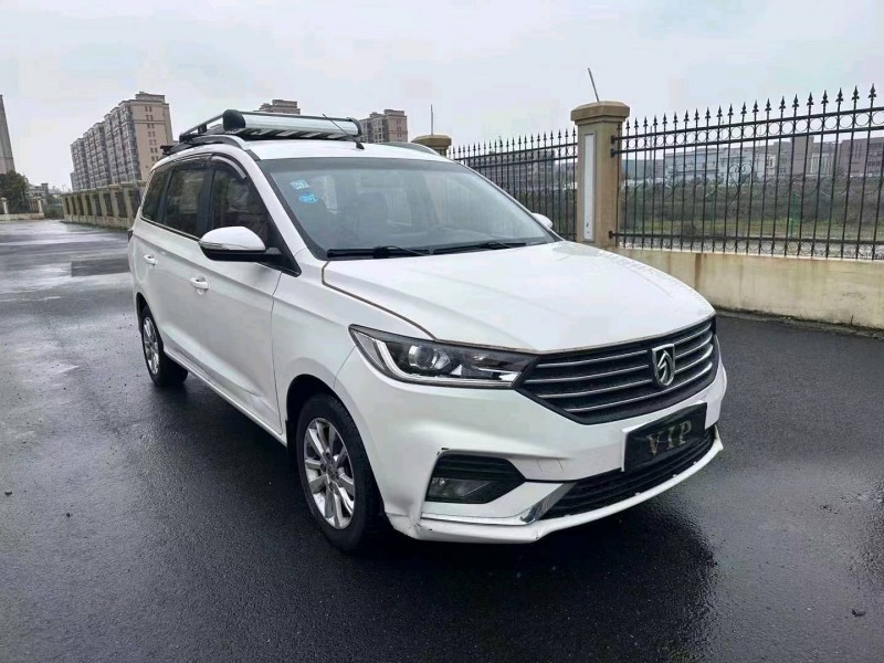 嘉兴19年宝骏3602