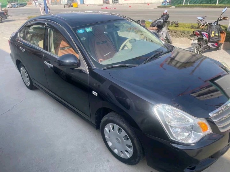 济南15年日产轩逸3