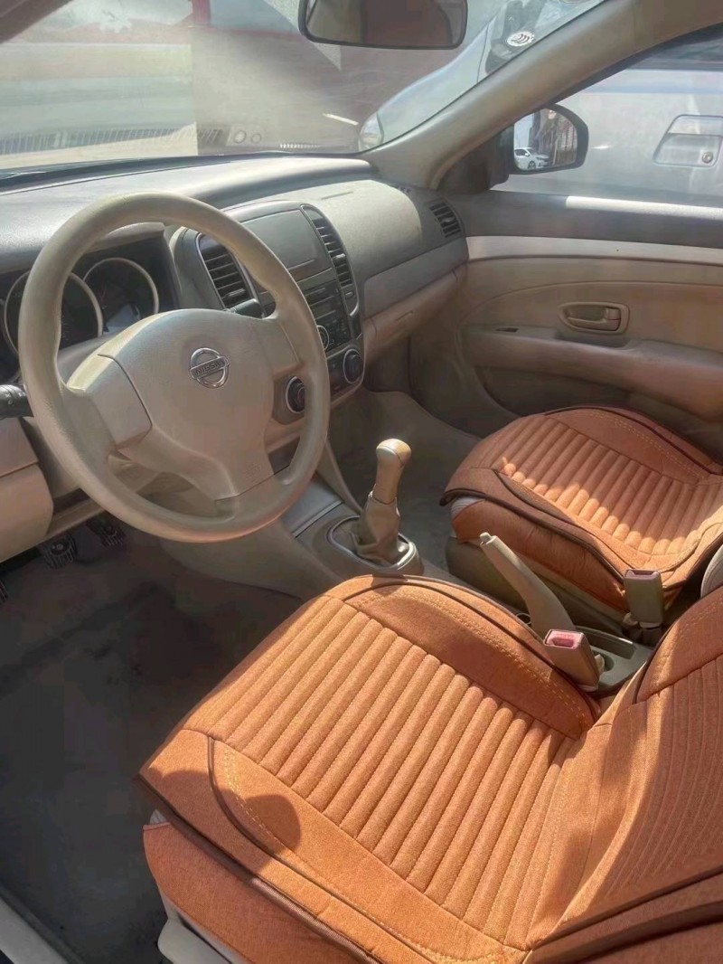 济南15年日产轩逸8