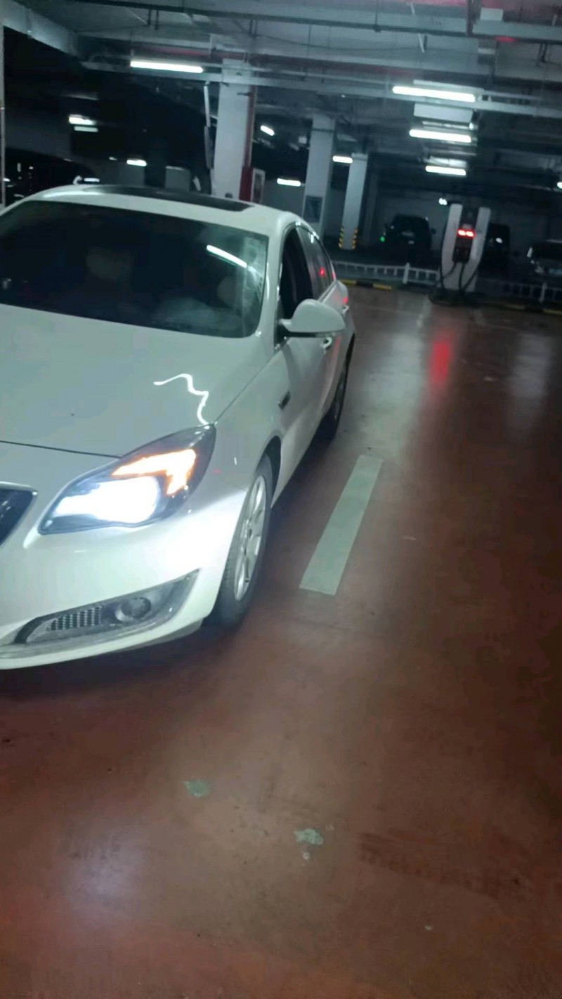 常州16年别克君威2