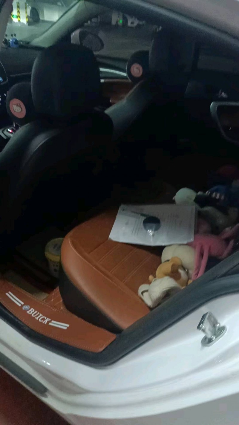 常州16年别克君威6