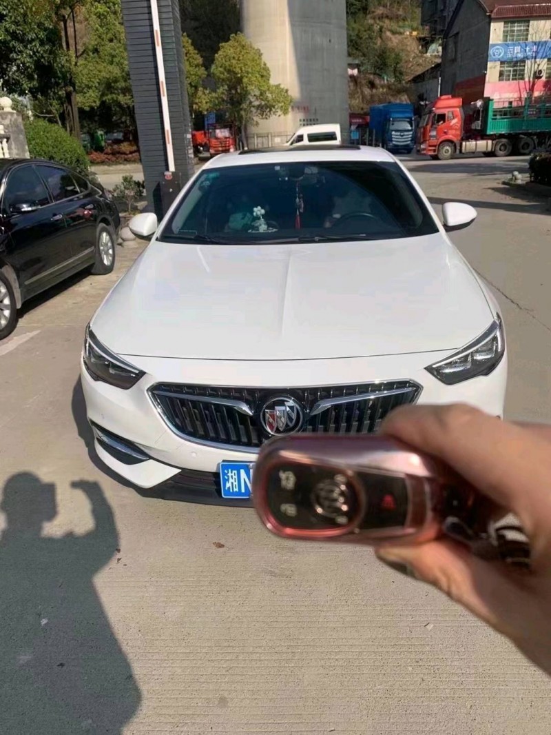 衡阳20年别克君威1