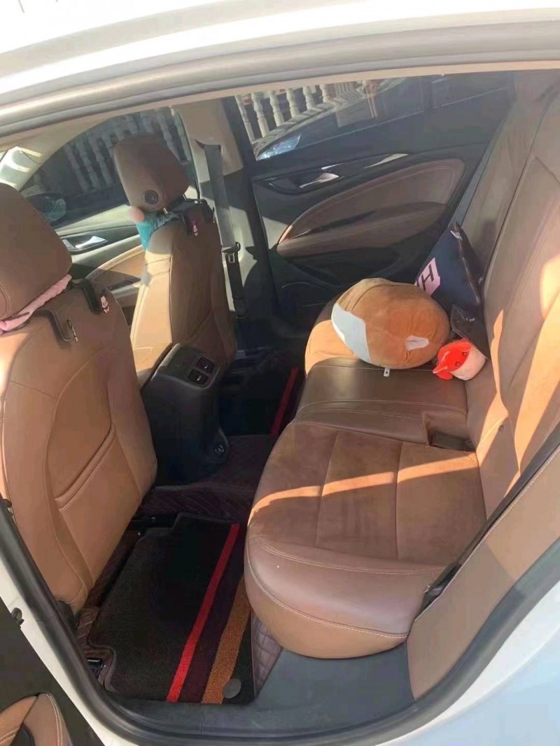 衡阳20年别克君威3