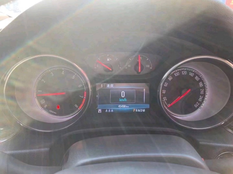 衡阳20年别克君威5