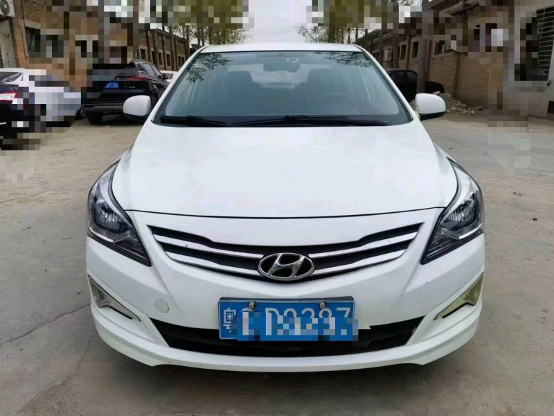 保定16年现代瑞纳1