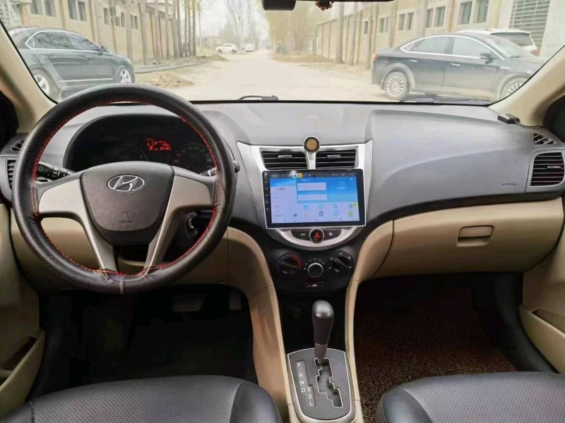 保定16年现代瑞纳9