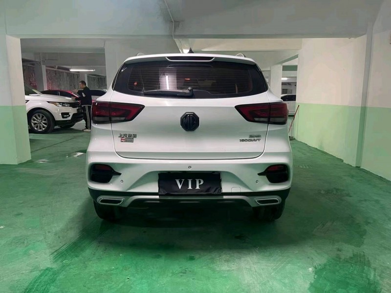 重庆20年名爵ZS6