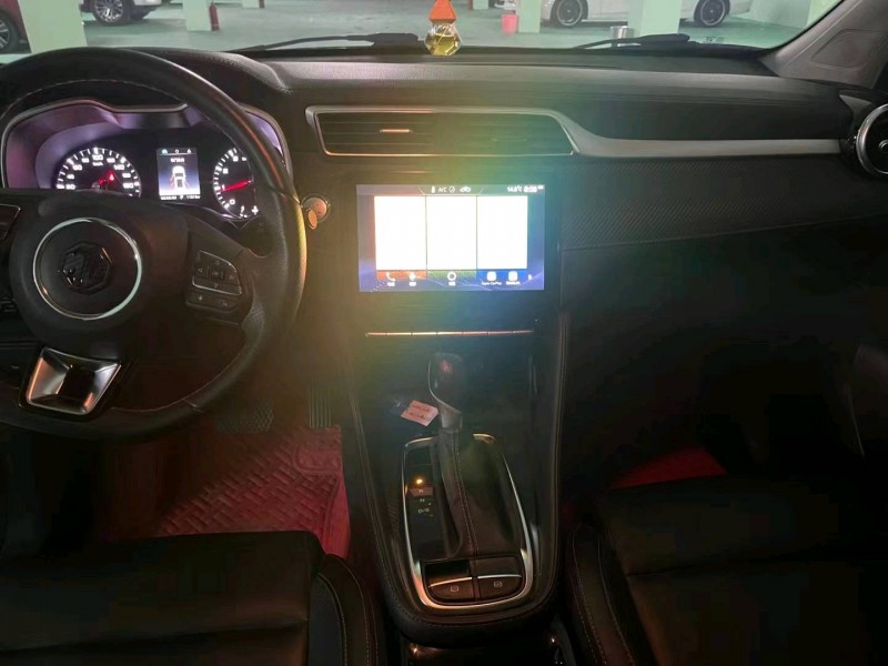 重庆20年名爵ZS9