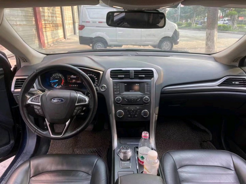 重庆17年福特蒙迪欧6