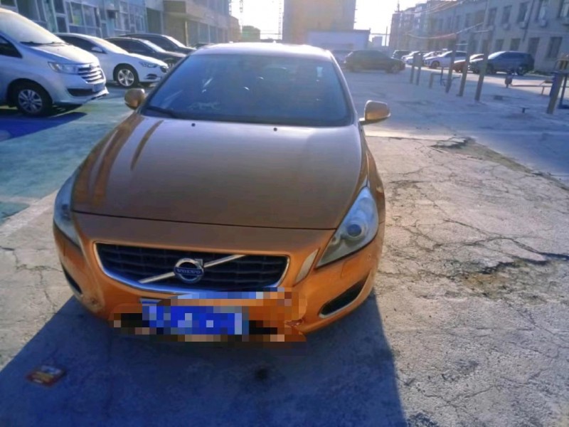 北京11年沃尔沃S60L1