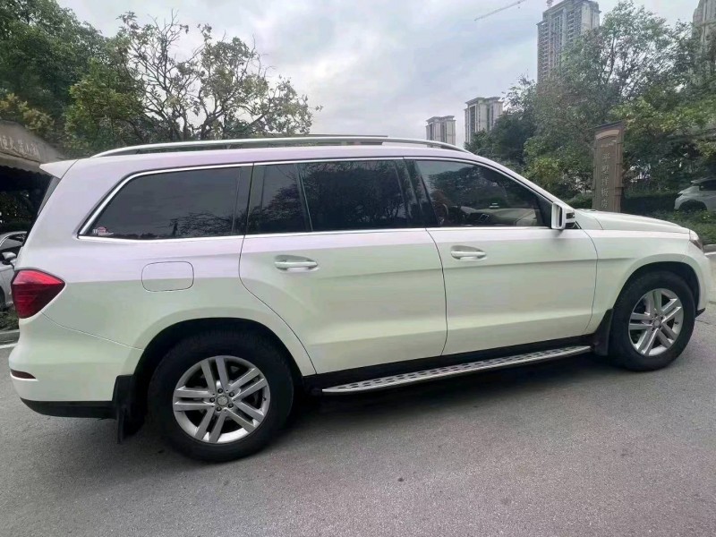 重庆13年奔驰GL8