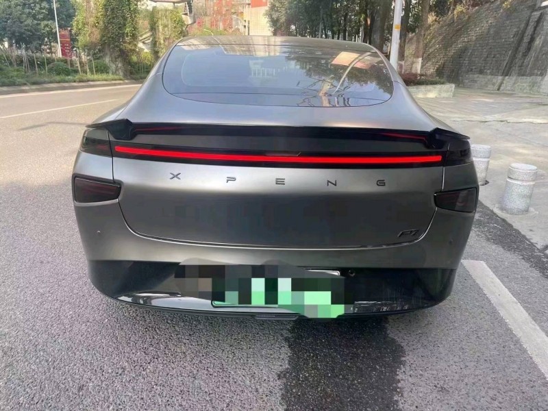 重慶22年小鵬汽車p74