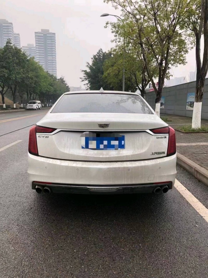 重庆19年凯迪拉克CT63