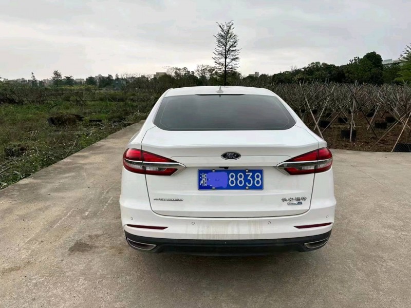 中山20年福特蒙迪欧6