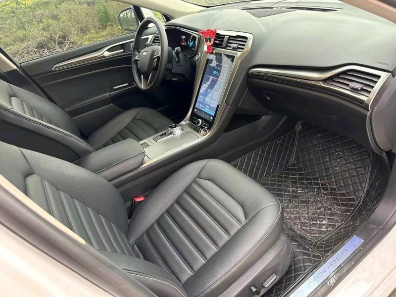 中山20年福特蒙迪欧8