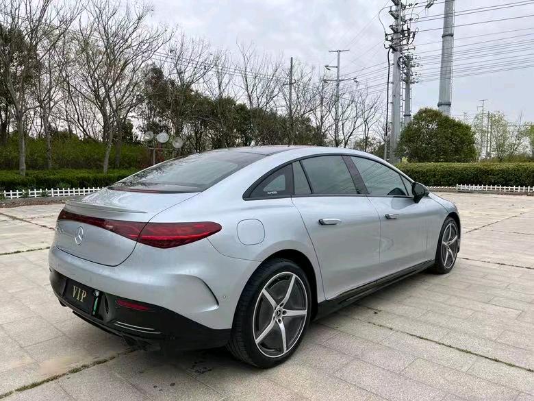 盐城22年奔驰EQC8