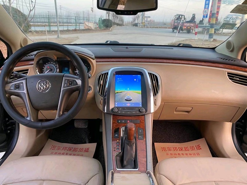 徐州13年别克君越4