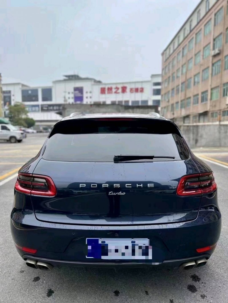 广州17年保时捷Macan3